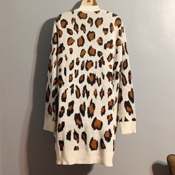Leopard 🐆 print women's XL cardigan - Picture 14 of 16